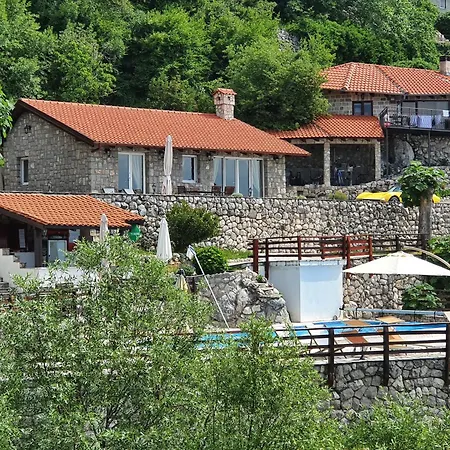 Вілла Andreja Lapcici *