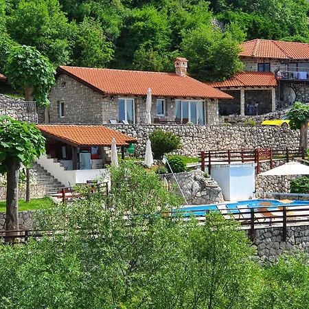 Andreja Lapcici Вілла *